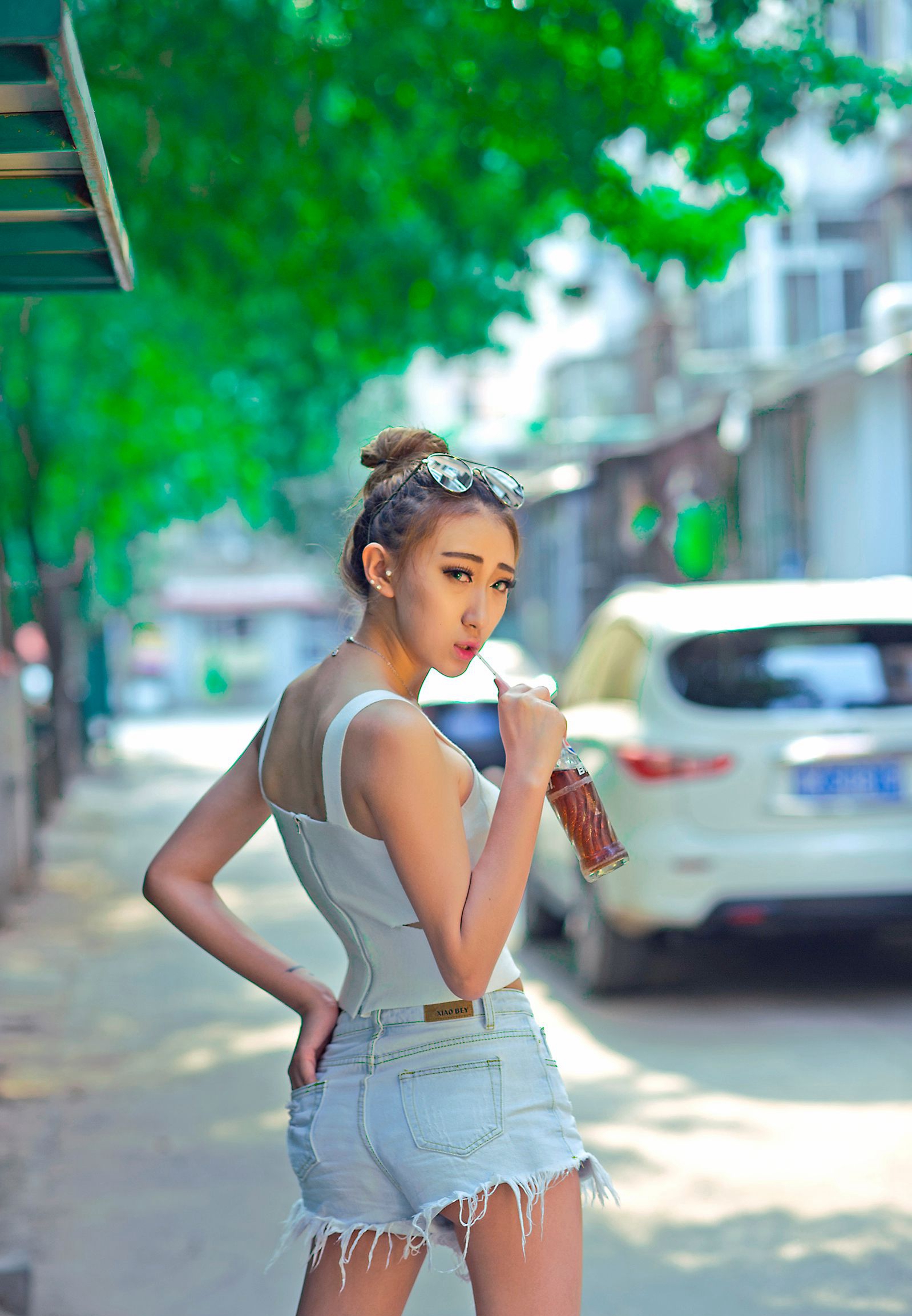 清凉的性感美女图片 演绎浪漫情怀少女风