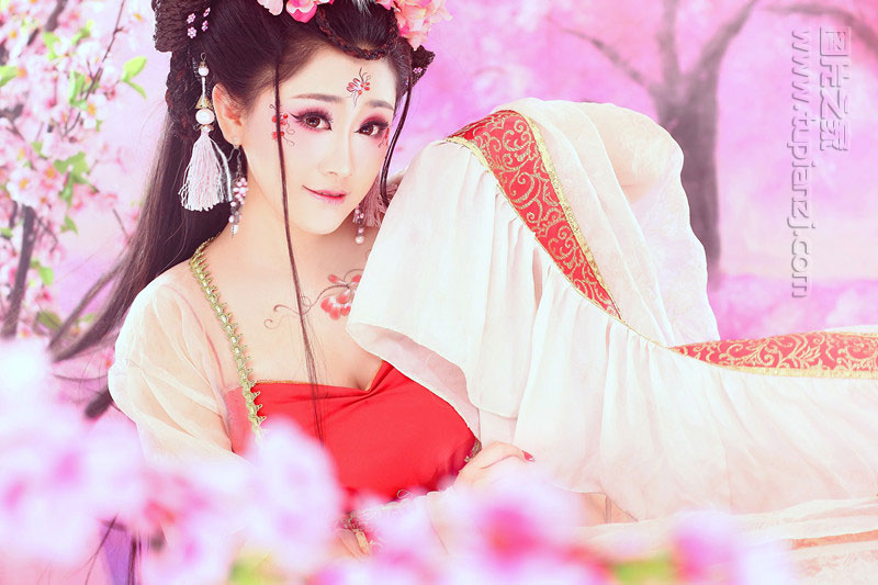 gallery-1bbed13465.jpg