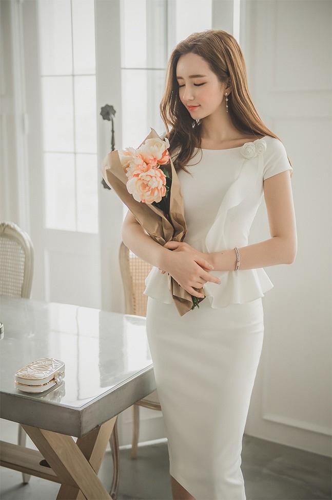gallery-1e87af32d3.jpg
