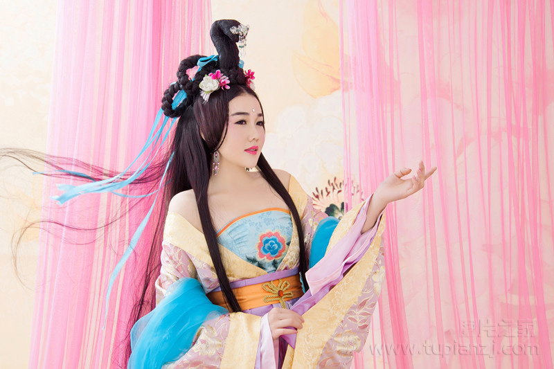 gallery-229f4d4848.jpg