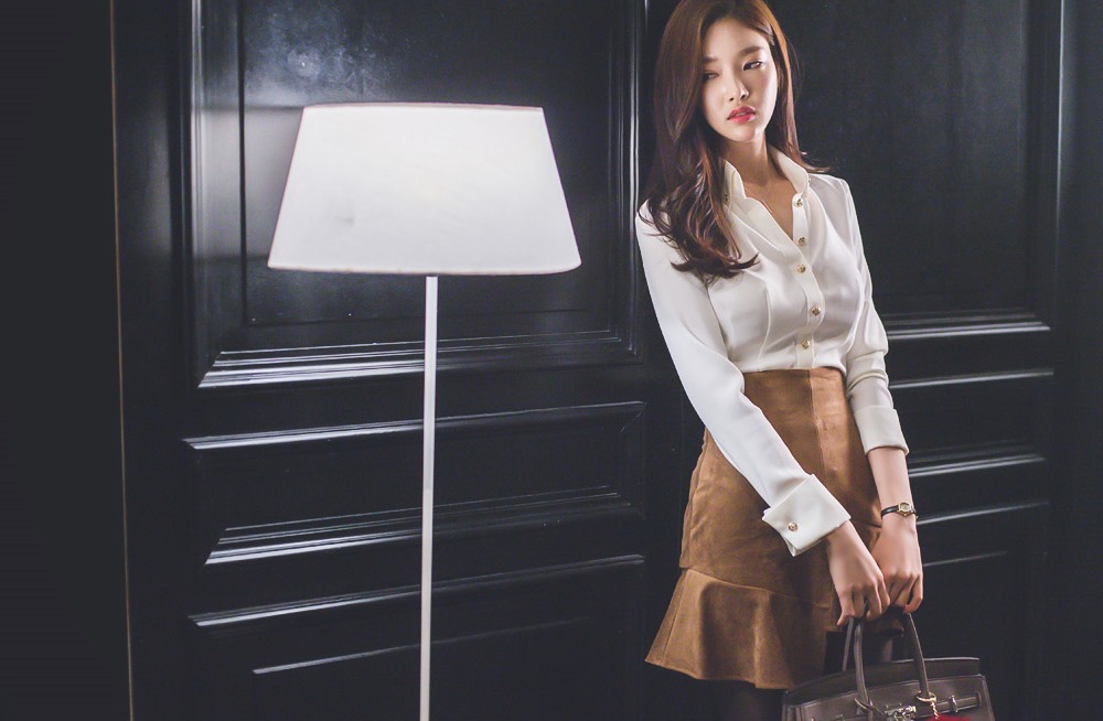 秒杀奶茶妹的韩国瓜子脸高挑美女