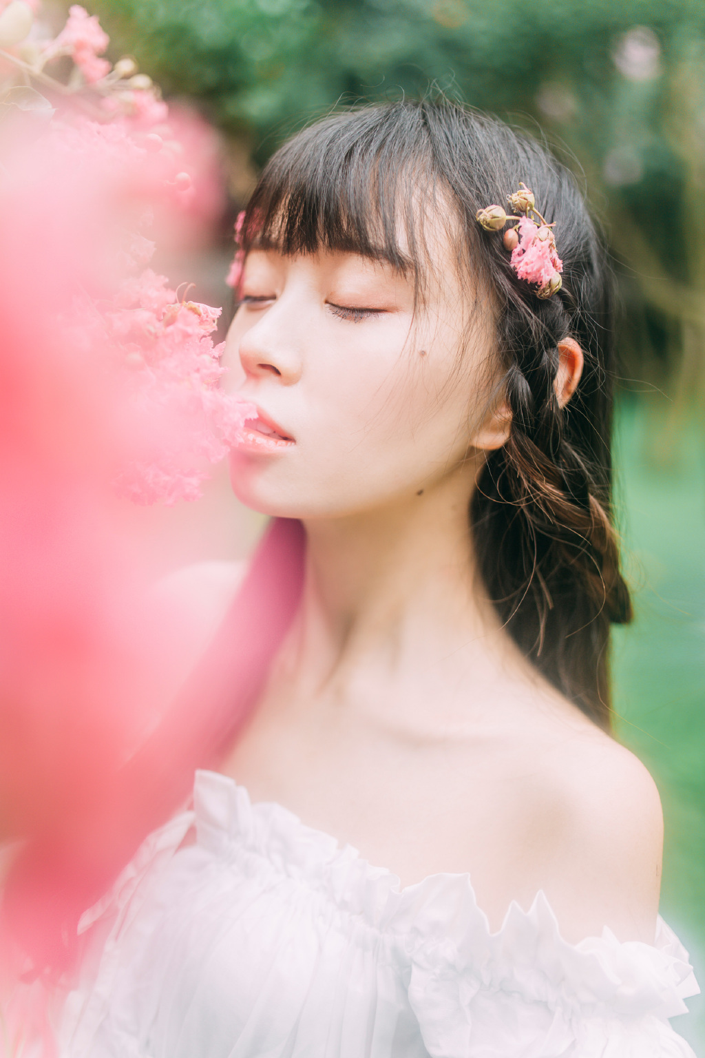 美女潘春春大尺度图片 上演