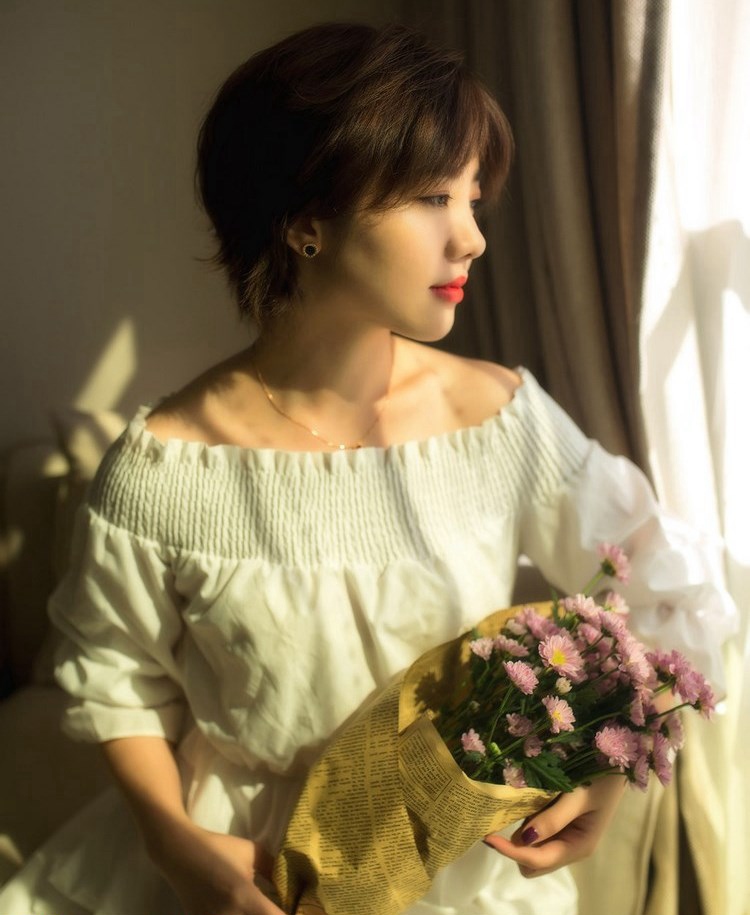 性感高跟长腿美女