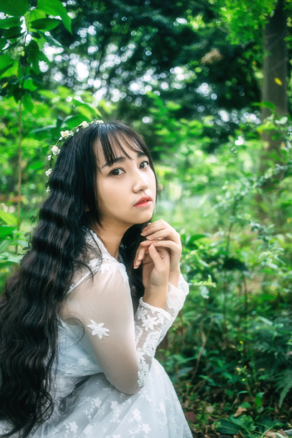比基尼少女的绝美 浑圆上位呼之欲出