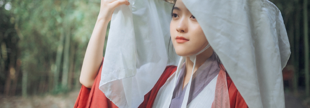 刘海足球宝贝美女