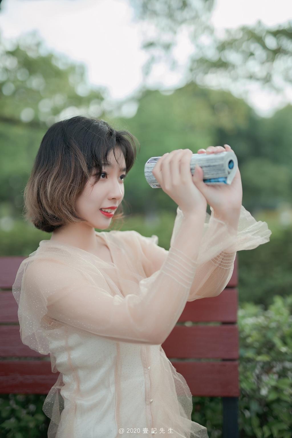 S级性感美女薄纱