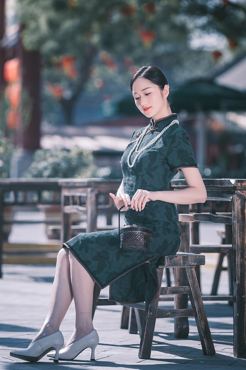 美女浴缸玩