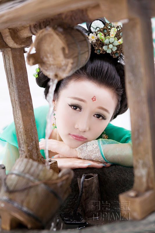 gallery-b66f994590.jpg