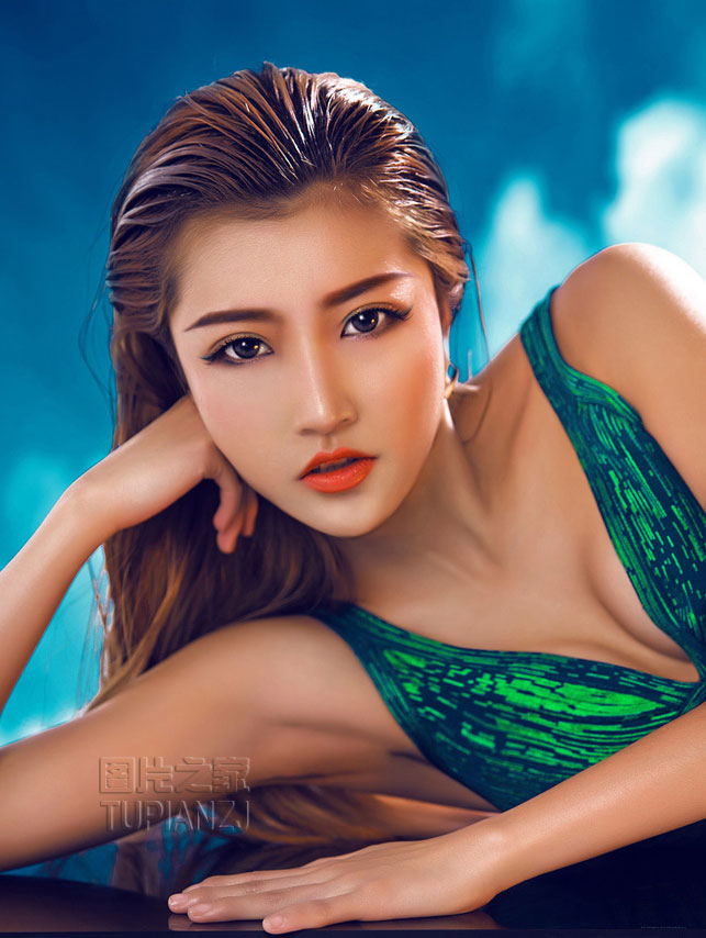 gallery-d34367c44f.jpg