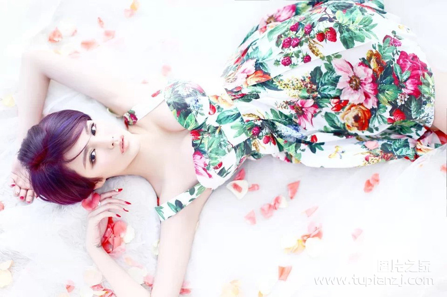 gallery-d4857946bb.jpg
