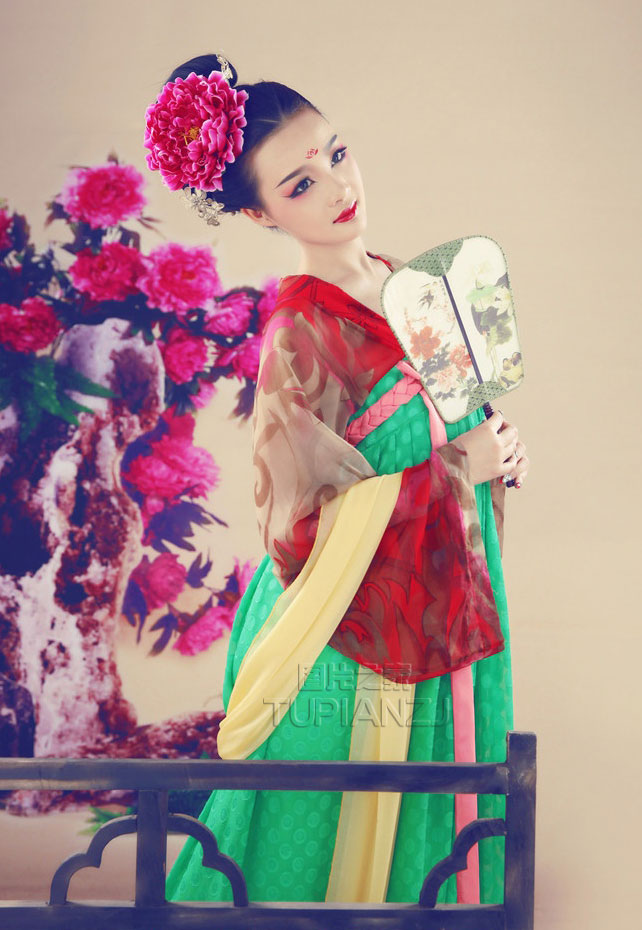 gallery-d4bff2808c.jpg