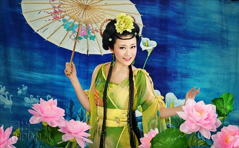 gallery-e040d2d7c0.jpg
