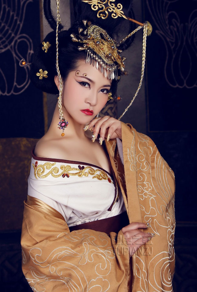 gallery-e0b371f326.jpg
