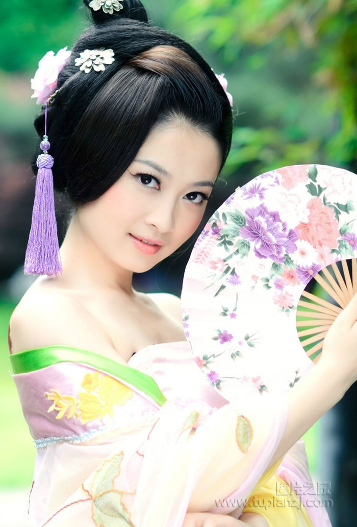 gallery-e14e0bbdcc.jpg