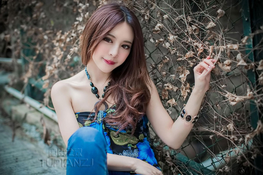 gallery-e444f81f07.jpg