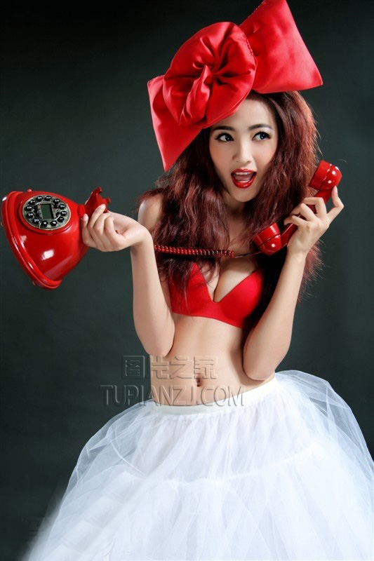 甜美少女内衣诱人性感照