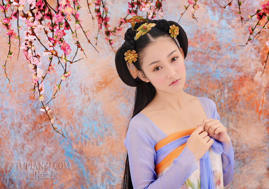 娇艳欲滴的古装美女图片 让人蓦然心动
