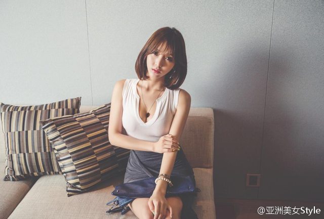 极品高挑身材和脸蛋韩国美女
