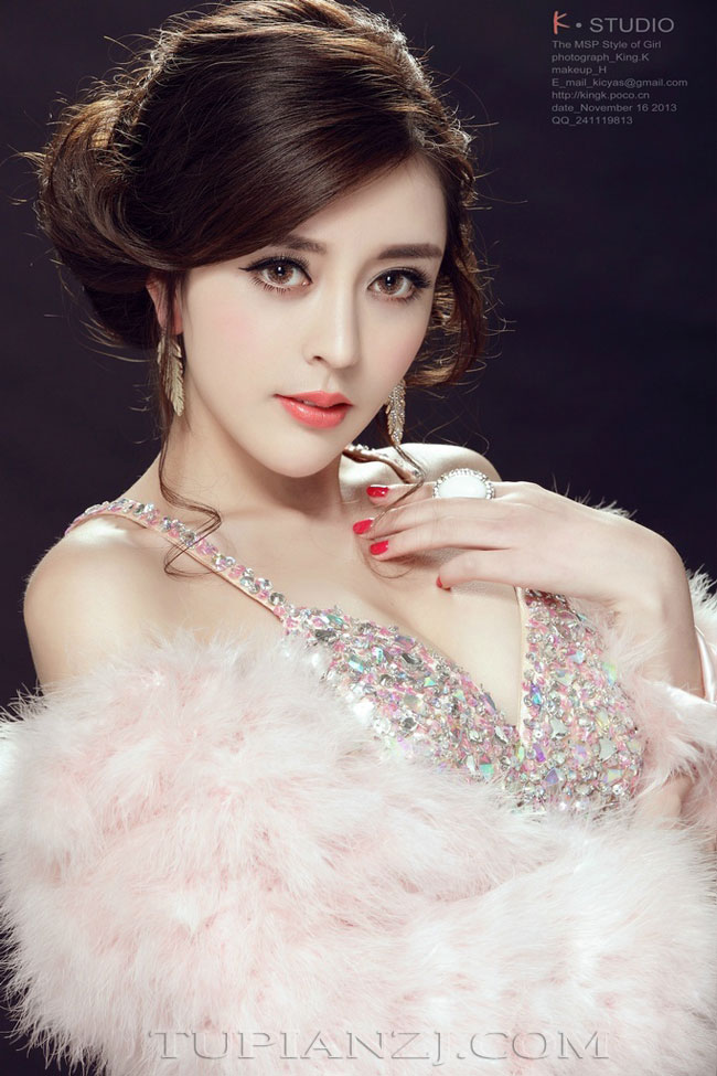 gallery-f7c673888d.jpg